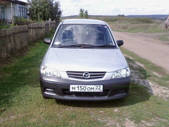 2001 Mazda Demio Photos