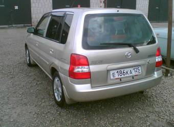 2001 Mazda Demio Pictures