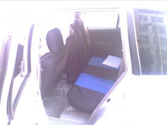 2001 Mazda Demio Photos