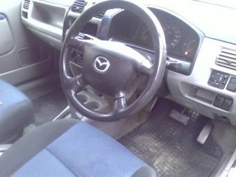 2001 Mazda Demio Photos