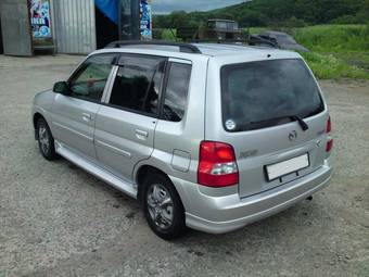 2001 Mazda Demio Pictures