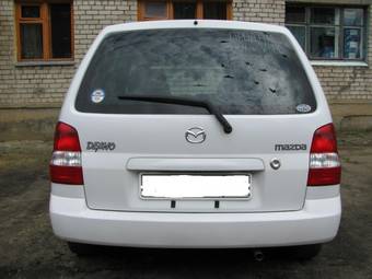 2001 Mazda Demio Pictures