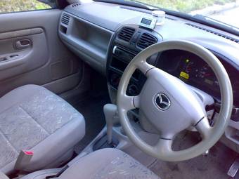2001 Mazda Demio Photos