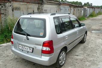 2001 Mazda Demio Pictures