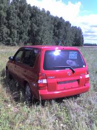 2001 Mazda Demio Pictures