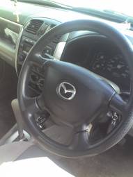 2001 Mazda Demio Pictures