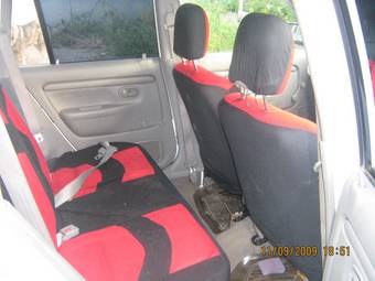 2001 Mazda Demio Photos