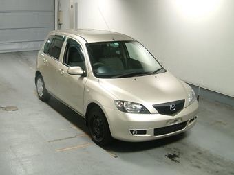 2002 Mazda Demio