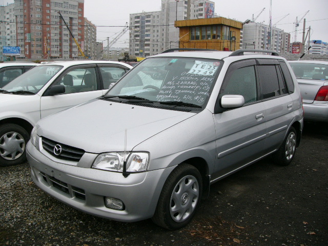 2002 Mazda Demio