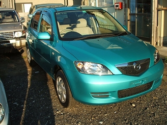 2002 Mazda Demio