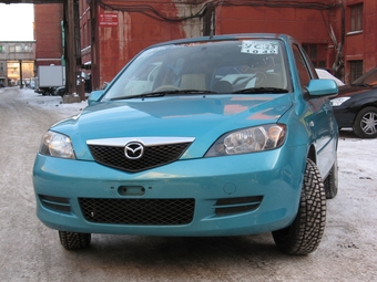 2002 Mazda Demio