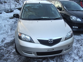 2002 Mazda Demio