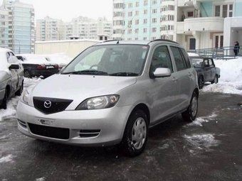 2002 Mazda Demio