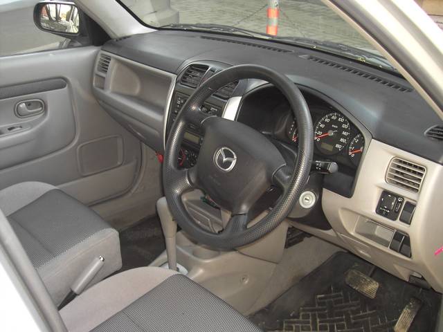 2002 Mazda Demio