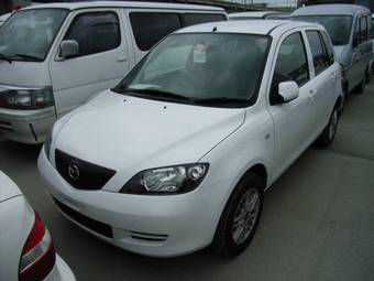 2002 Mazda Demio