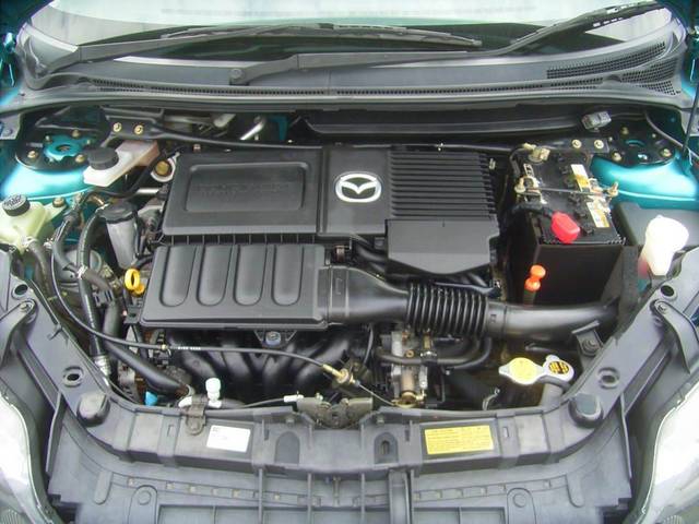 2002 Mazda Demio
