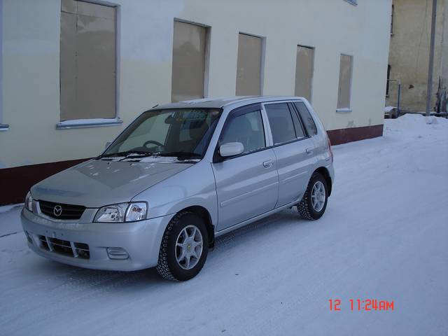 2002 Mazda Demio