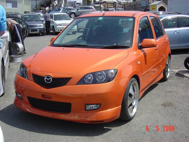 2002 Mazda Demio
