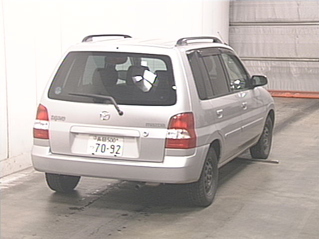 2002 Mazda Demio