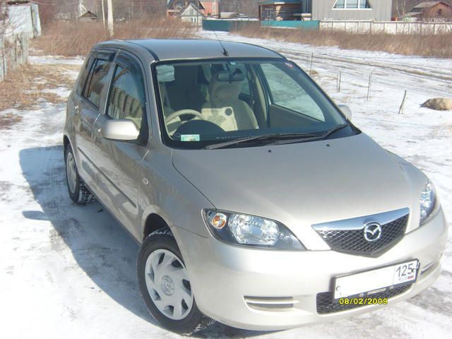 2002 Mazda Demio