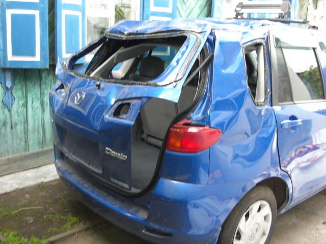 2002 Mazda Demio