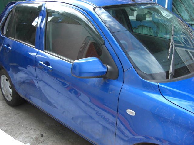 2002 Mazda Demio