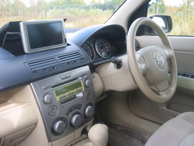 2002 Mazda Demio
