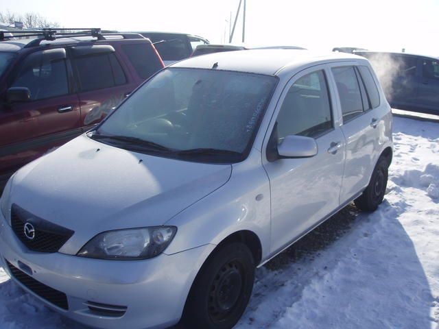 2002 Mazda Demio
