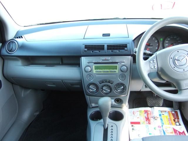 2002 Mazda Demio