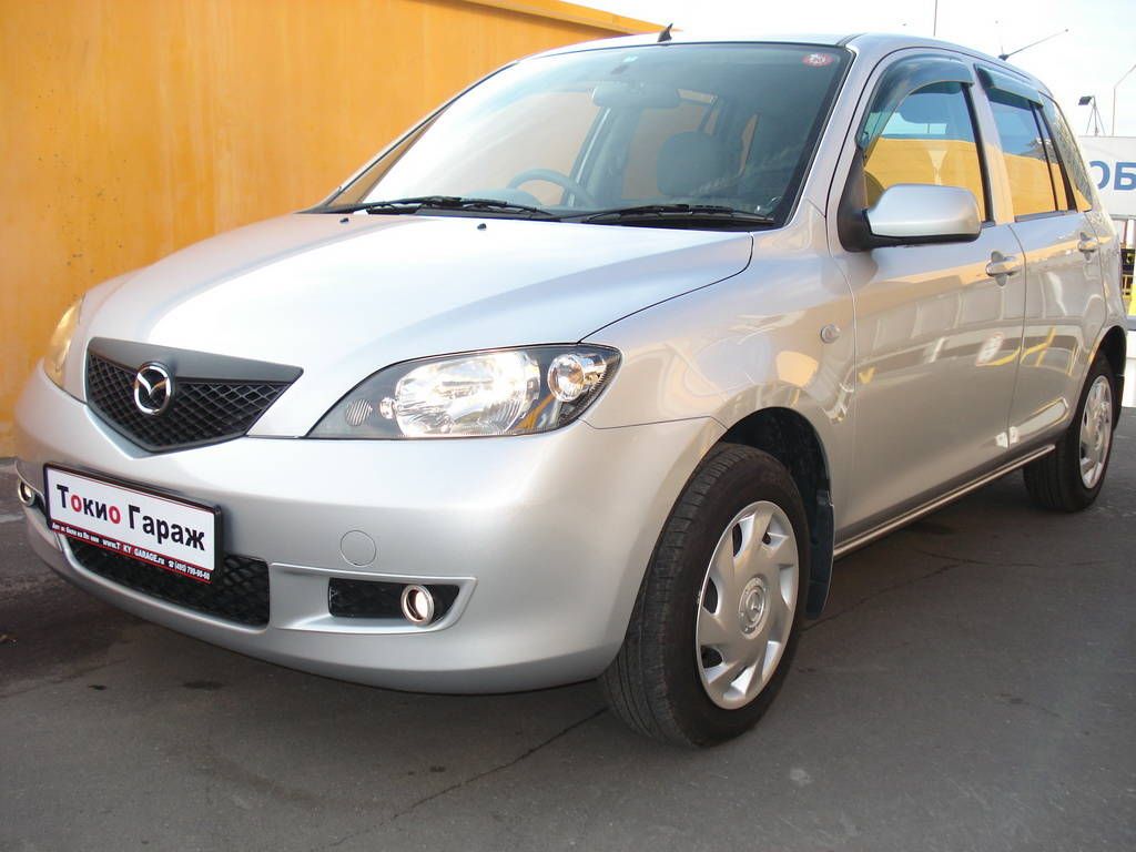 2002 Mazda Demio