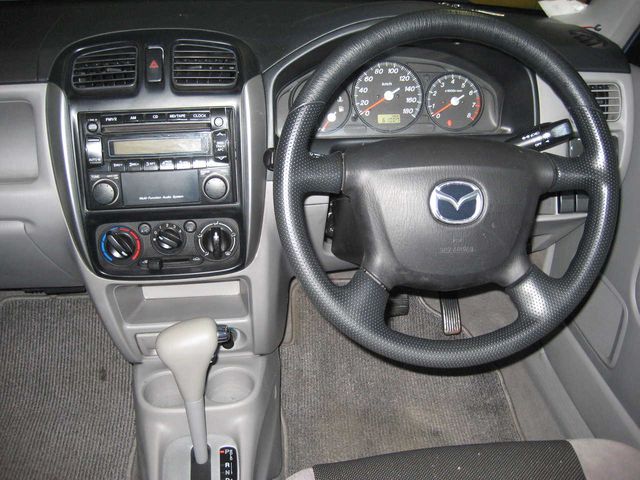 2002 Mazda Demio