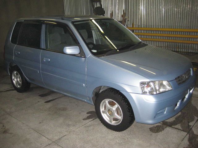 2002 Mazda Demio