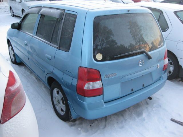 2002 Mazda Demio