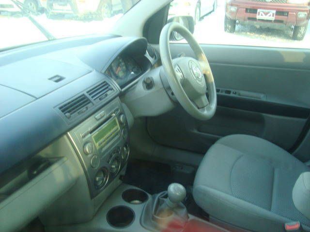 2002 Mazda Demio