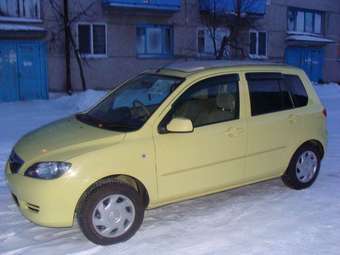 2002 Mazda Demio