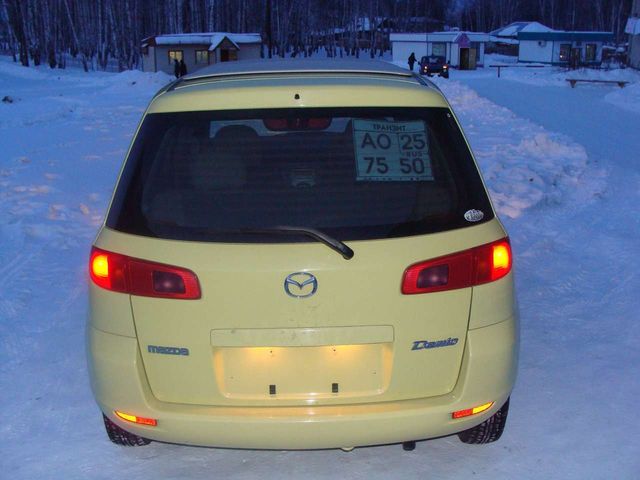 2002 Mazda Demio