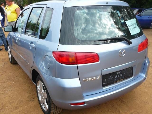 2002 Mazda Demio