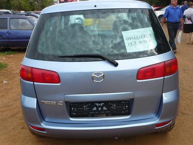 2002 Mazda Demio