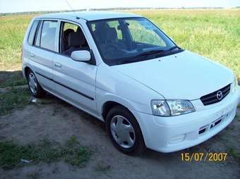 2002 Mazda Demio