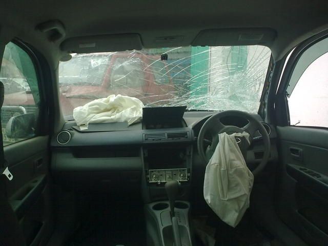 2002 Mazda Demio