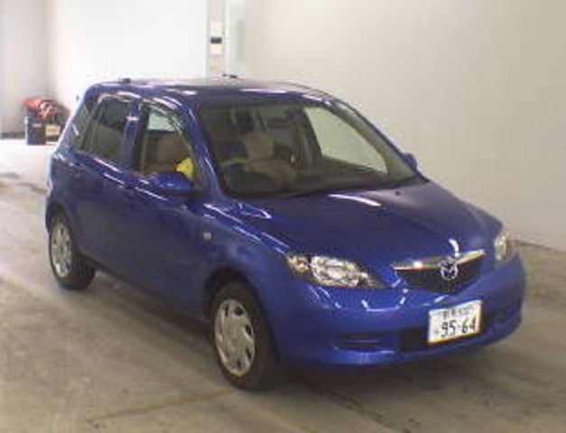 2002 Mazda Demio