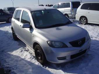 2002 Mazda Demio