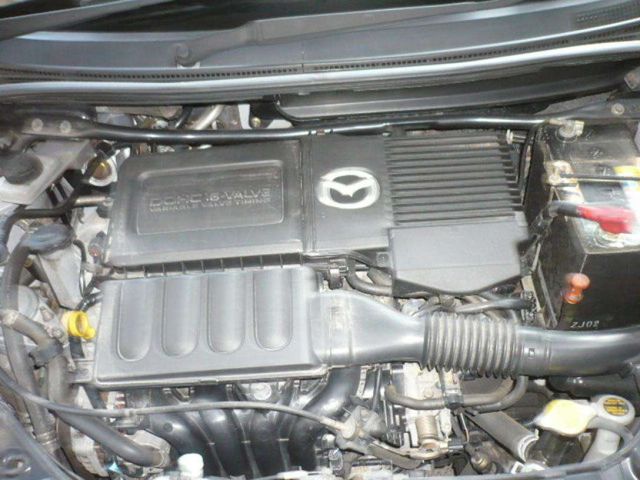 2002 Mazda Demio