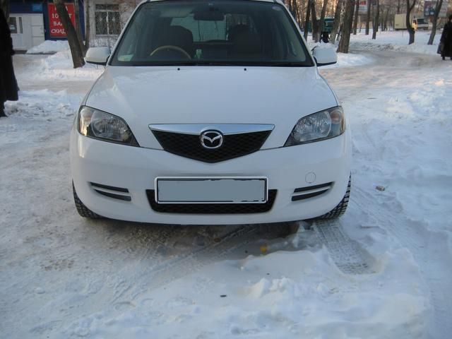 2002 Mazda Demio