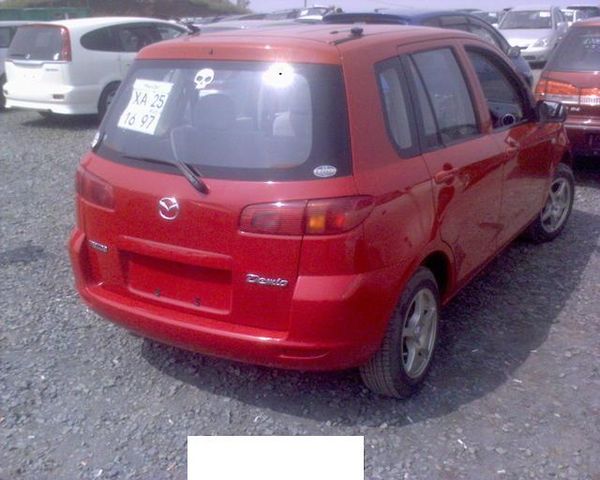 2002 Mazda Demio