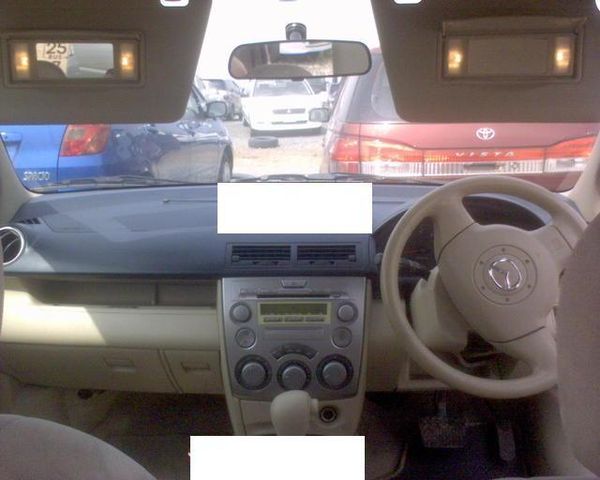 2002 Mazda Demio