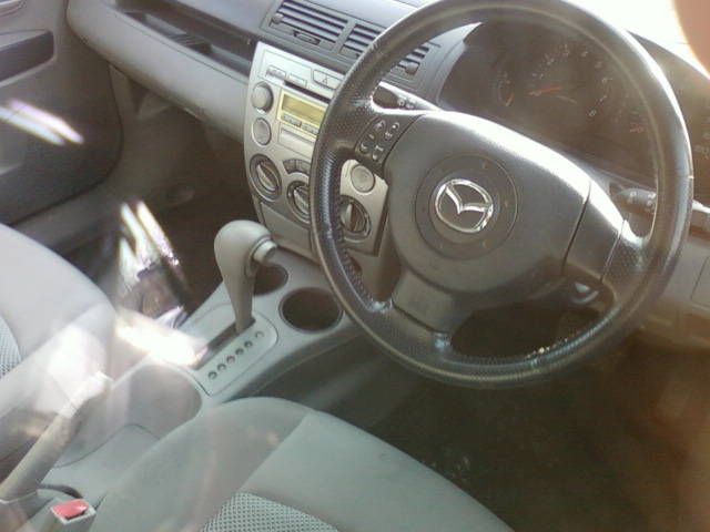 2002 Mazda Demio