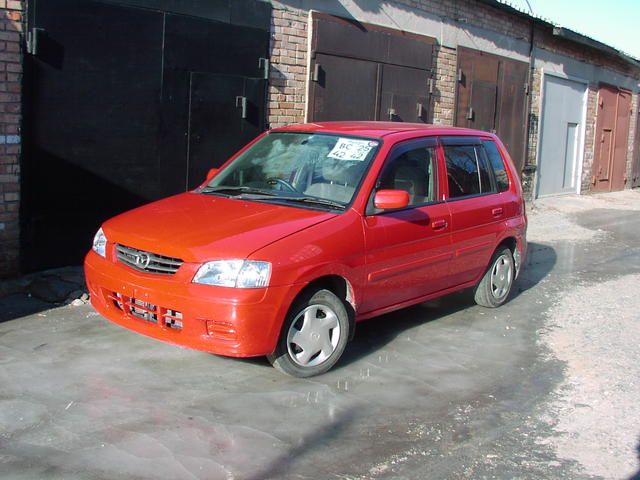 2002 Mazda Demio