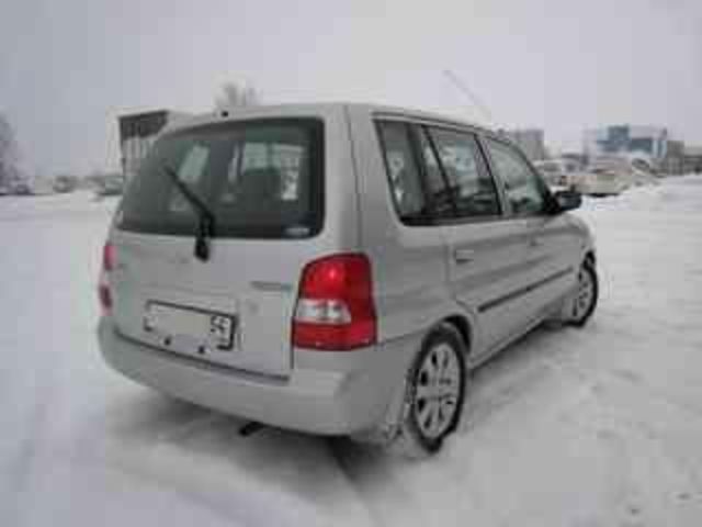 2002 Mazda Demio