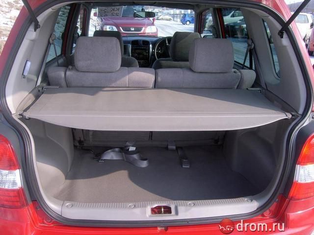 2002 Mazda Demio